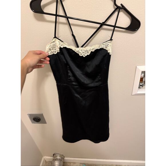 LA Hearts Lace Trim Satin Slip Dress - Picture 4 of 6